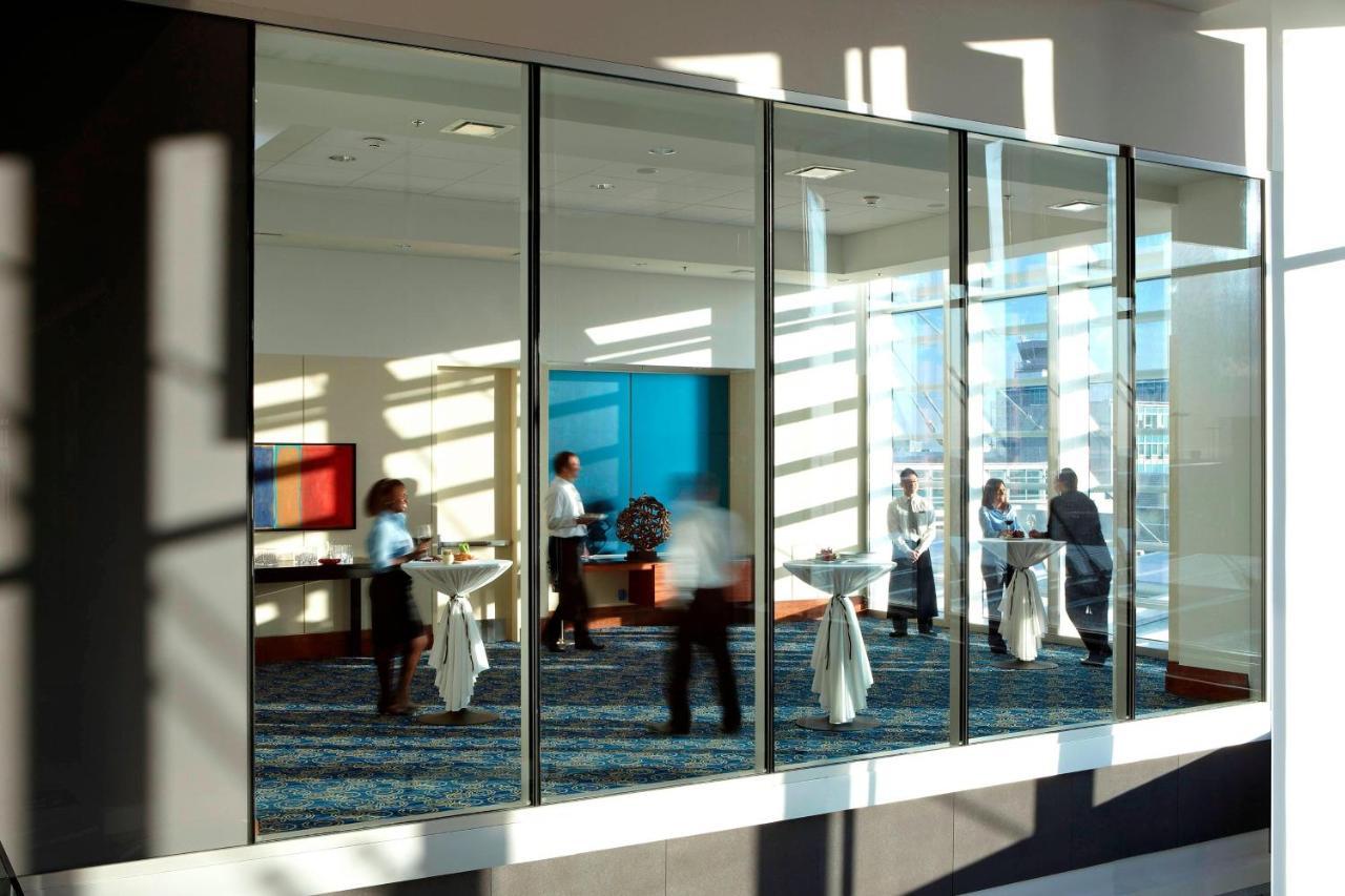 דורבאל Marriott Montreal Airport In-Terminal Hotel מראה חיצוני תמונה