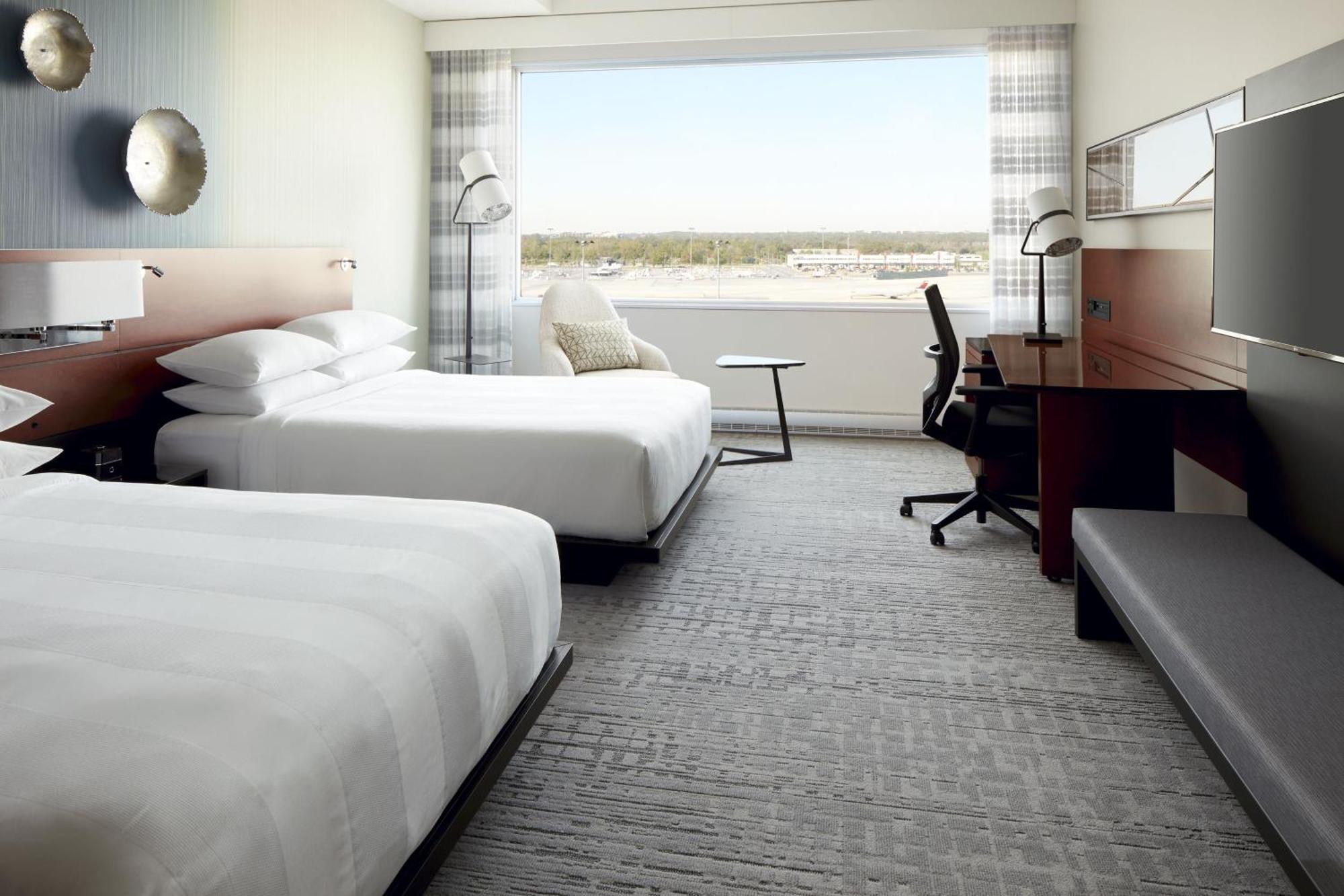 דורבאל Marriott Montreal Airport In-Terminal Hotel מראה חיצוני תמונה