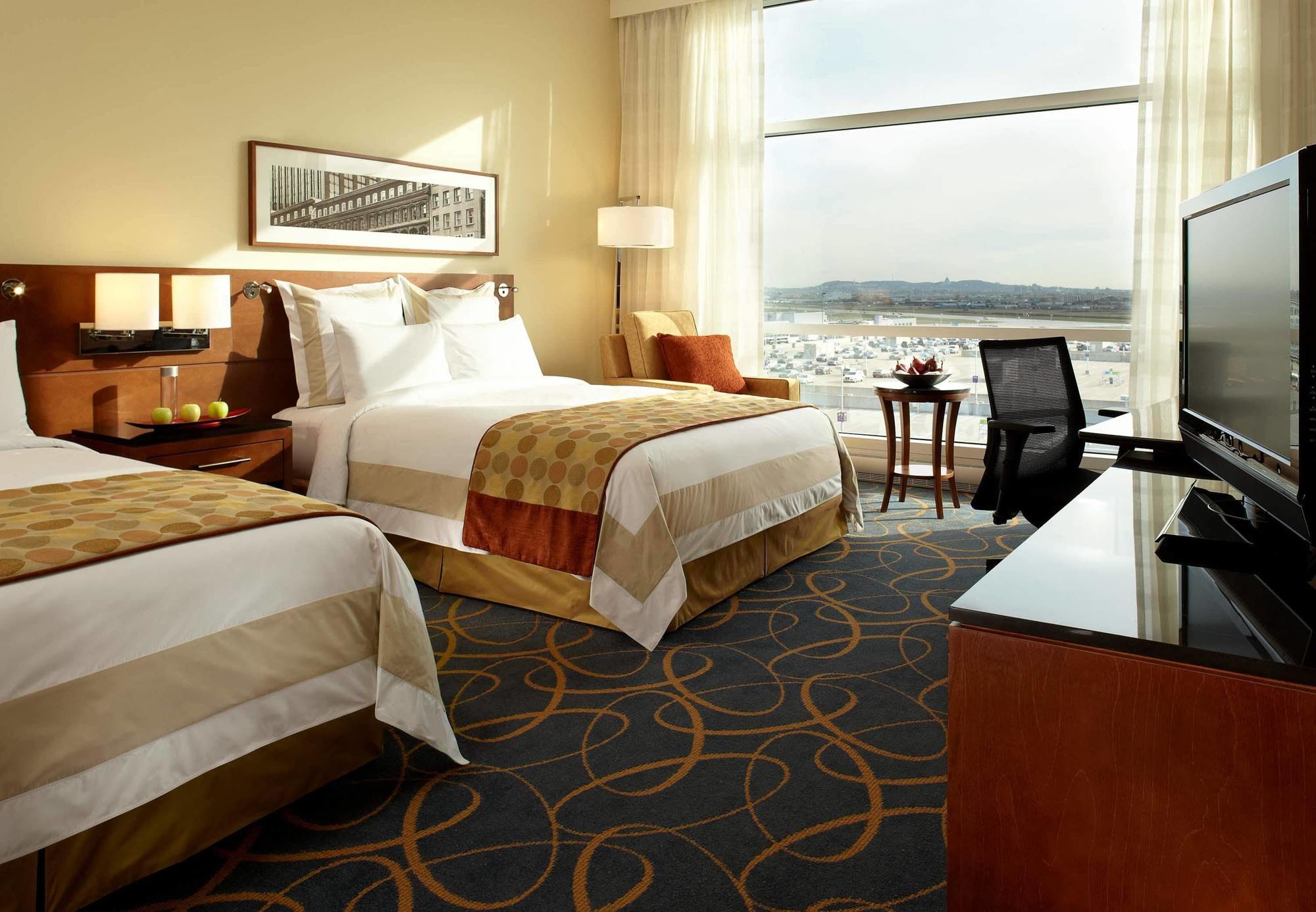 דורבאל Marriott Montreal Airport In-Terminal Hotel מראה חיצוני תמונה